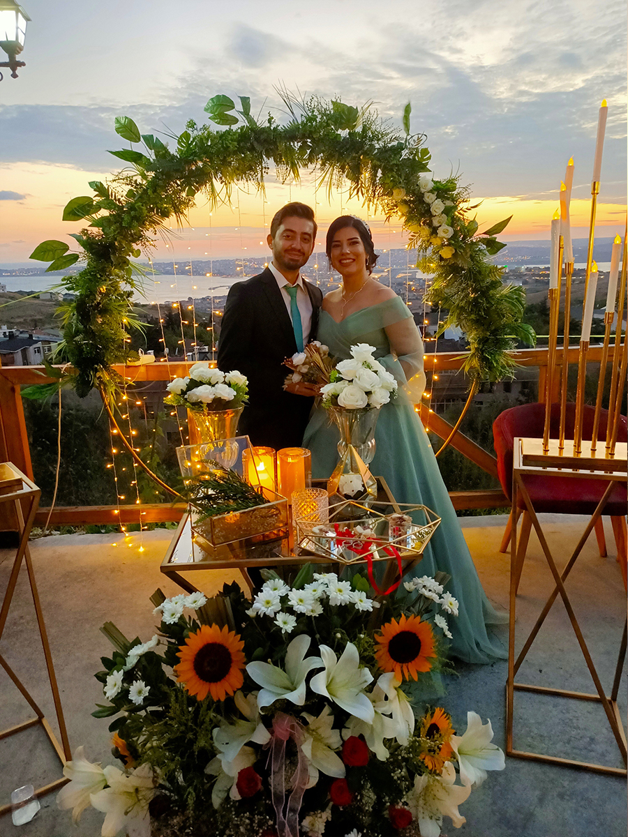 İstanbul’da Kına, Nişan ve Nikah Organizasyonlarının Yeni Adresi: Panorama34Cafe  Hayatınızın en özel anlarını unutulmaz